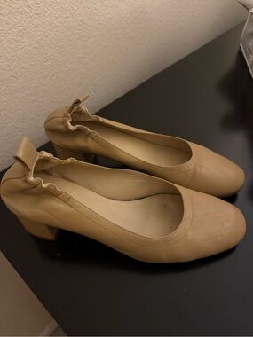 Everlane nude leather ballet pumps